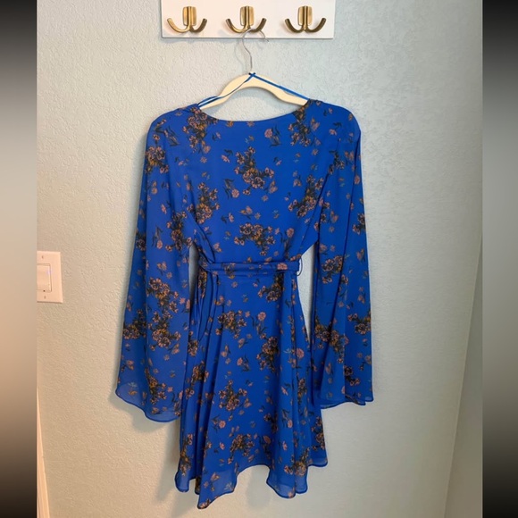 Free People Blue Floral Wrap Dress – Size M - Picture 6 of 6